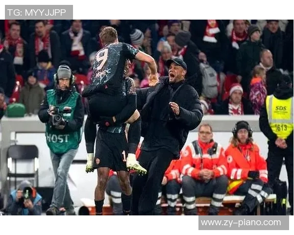 德甲焦点战：那不勒斯与拜仁激战成平点球大战引发全场狂欢