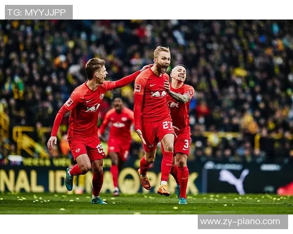 欧联杯惊心动魄之战曼联逆转莱比锡全场沸腾瞬间回顾