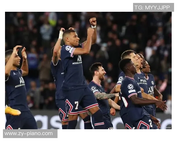 英超激战利物浦小胜巴黎圣日耳曼帽子戏法引发争议判罚全场沸腾