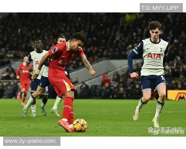 英超激战：拜仁狂胜热刺四球零封补时进球点燃全场激情