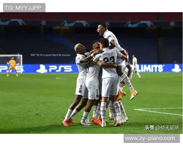 英超激战：里昂逆转巴黎圣日耳曼上演惊天帽子戏法引爆全场激情