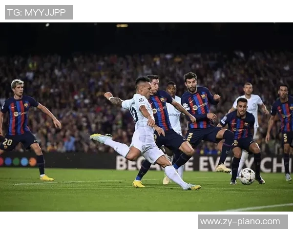 意甲焦点战巴萨平国米神奇扑救引发转会热议