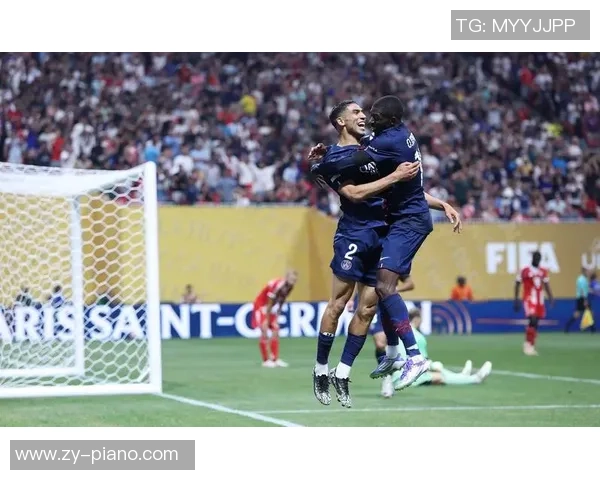 世界杯精彩对决巴黎圣日耳曼轻取波尔图神扑瞬间点燃全场激情 世界杯精彩对决巴黎圣日耳曼轻取波尔图神扑瞬间点燃全场激情