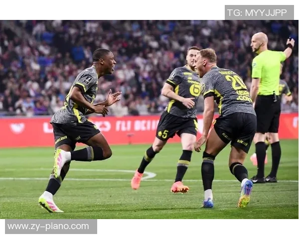 欧联杯曼联狂胜里昂五球大捷精彩瞬间回顾十大进球震撼全场 欧联杯曼联狂胜里昂五球大捷精彩瞬间回顾十大进球震撼全场