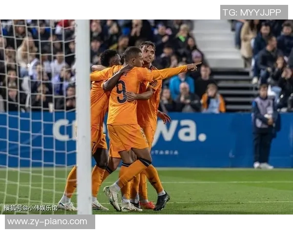 里昂狂胜马竞五球大捷震撼全场精彩集锦回顾