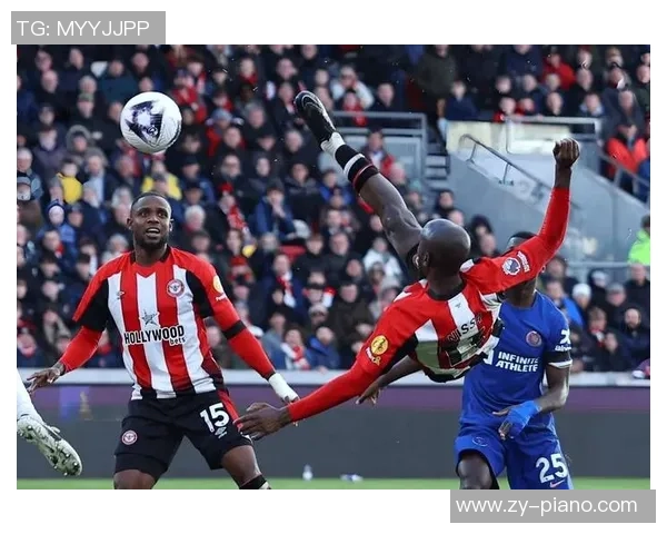 英超激战：AC米兰大胜里昂五球狂潮引发全场热议