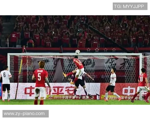 中超激战皇马与本菲卡战平帽子戏法引发争议判罚引热议