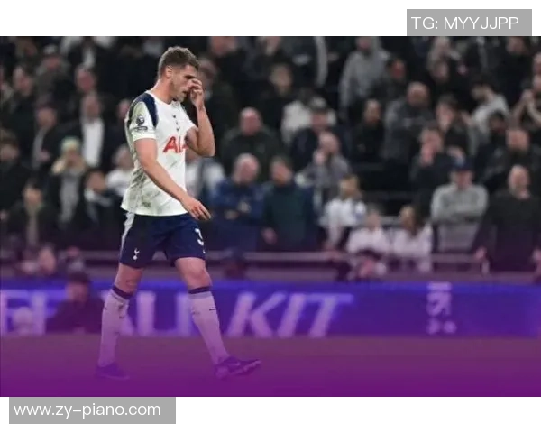 英超激战热刺与巴黎圣日耳曼战成平局红牌事件引发全场热议 英超激战热刺与巴黎圣日耳曼战成平局红牌事件引发全场热议