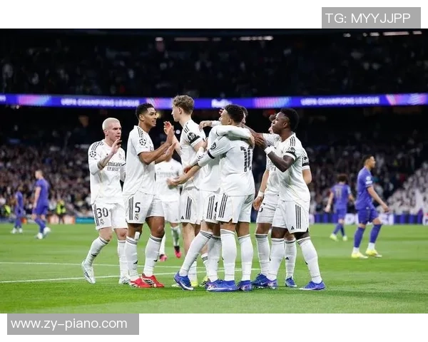 西甲激战国米险胜皇马乌龙球引发争议与全场沸腾 西甲激战国米险胜皇马乌龙球引发争议与全场沸腾